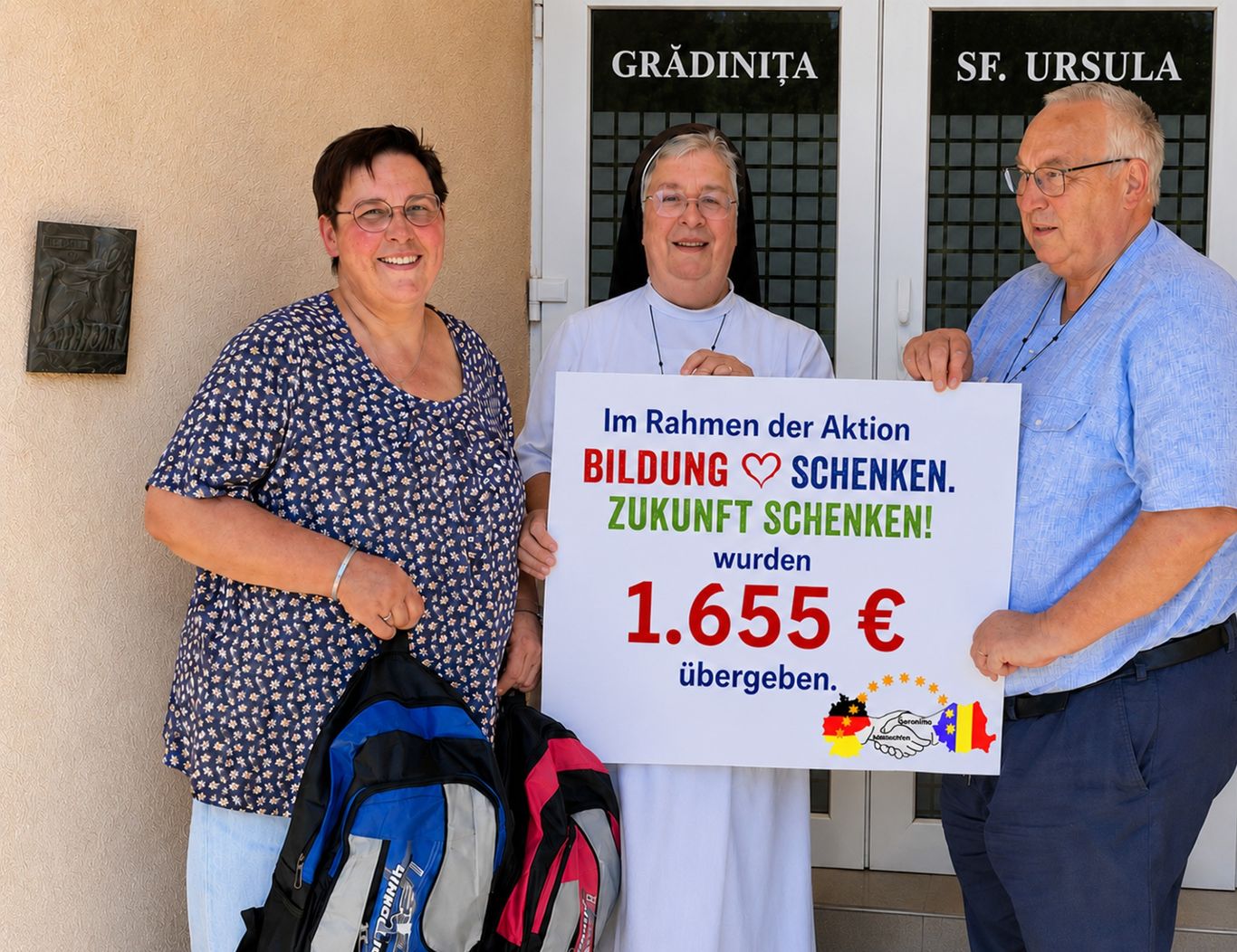 Mehrere Bilder mit Ordensfrauen, die ein Ikonenbild erstellen